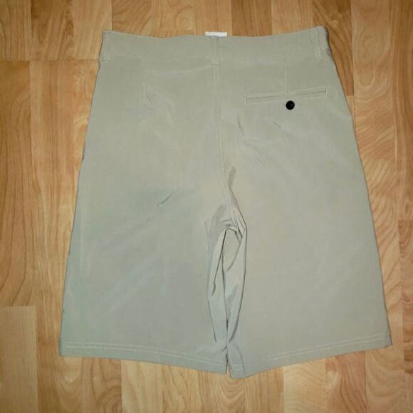 Under Armour Boy’s XL Casual Dress Short - Picture 5 of 5